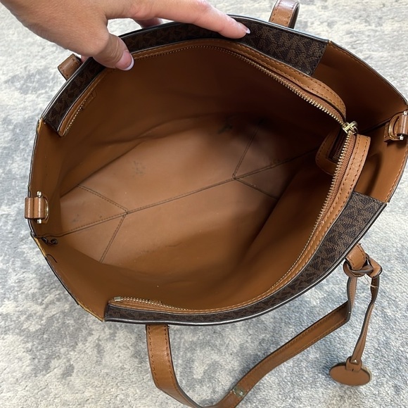 MICHAEL Michael Kors Hayley Large Signature Print Tote Bag MK Logo Brown - Picture 14 of 17